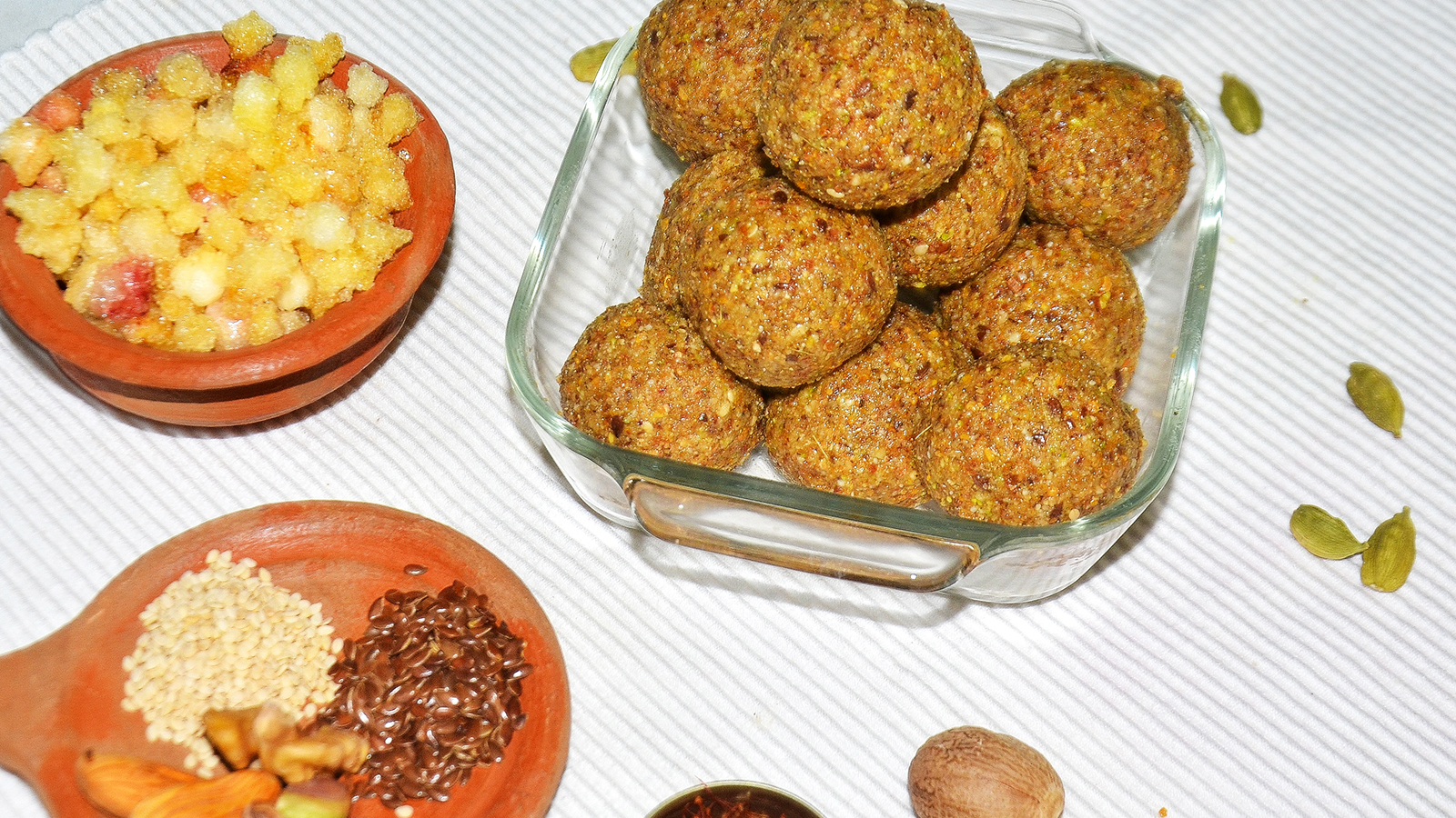 Ladoos/Rich dry fruit balls